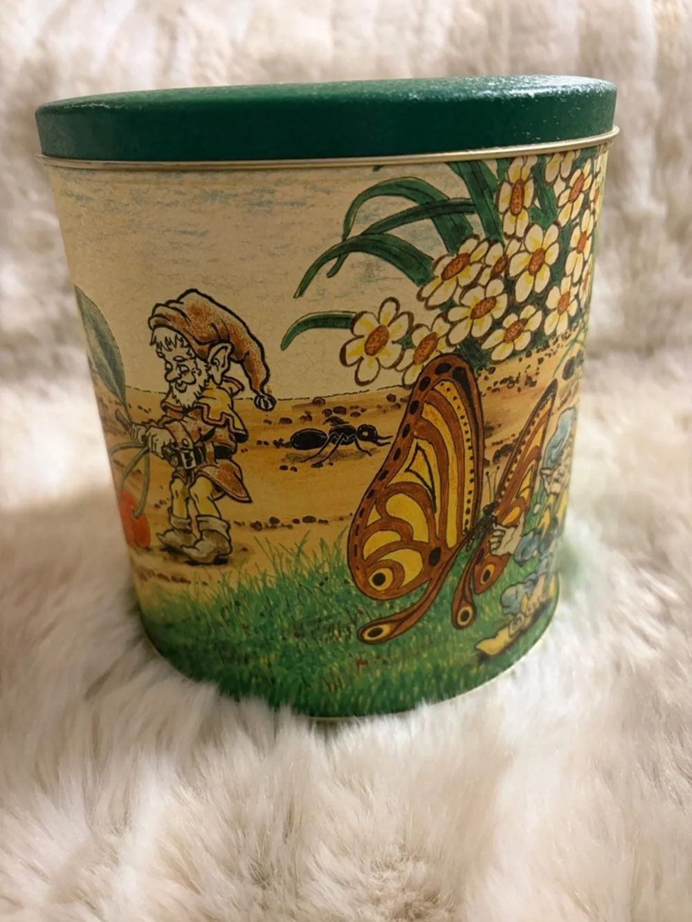 Vintage Charles Chips Music Box Tin: Gnomes in Nature